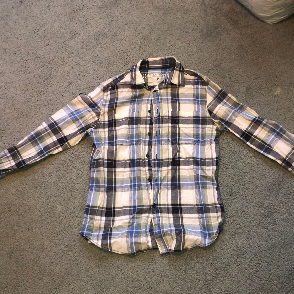 Mossimo Supply Co Men's Medium Button Down Shirt